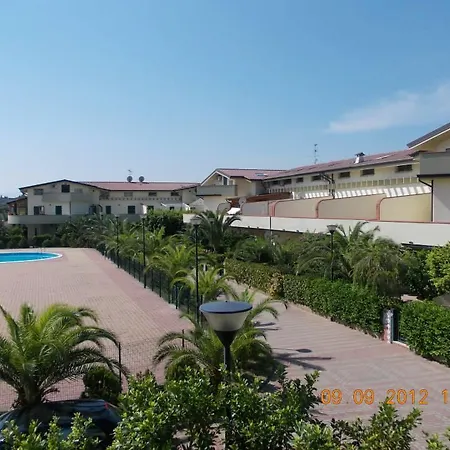 Apartmanhotel Casa Vacanze Dedalo *